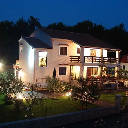 Duranca Apartman *